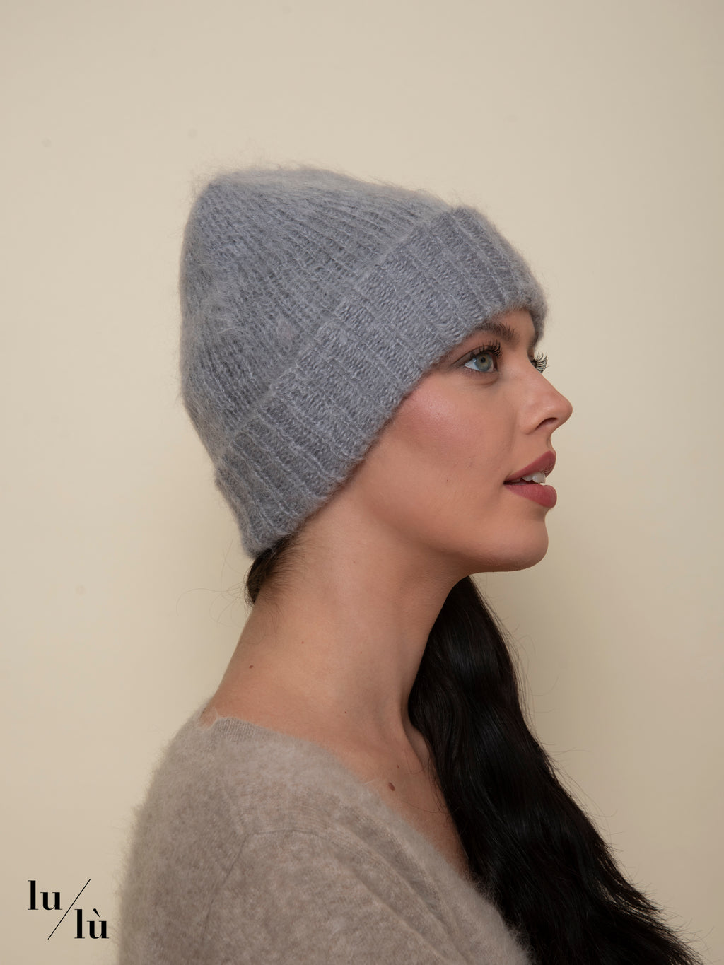 Chou Chou Light Gray