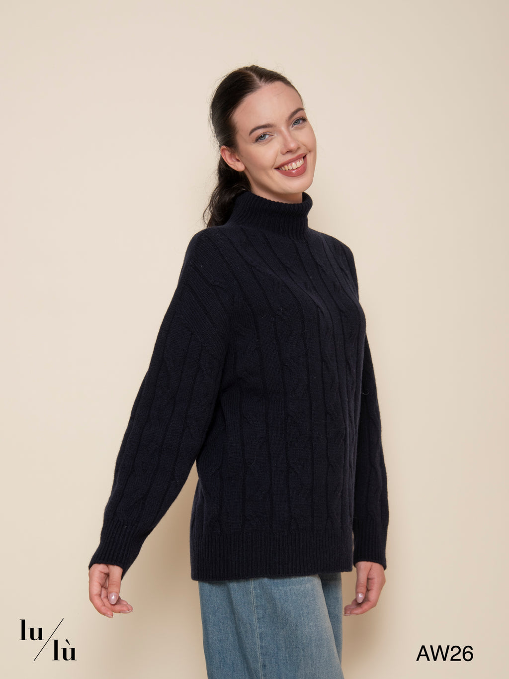 Maya Blu - Maglia in lana merino e cashmere con lavorazione a trecce