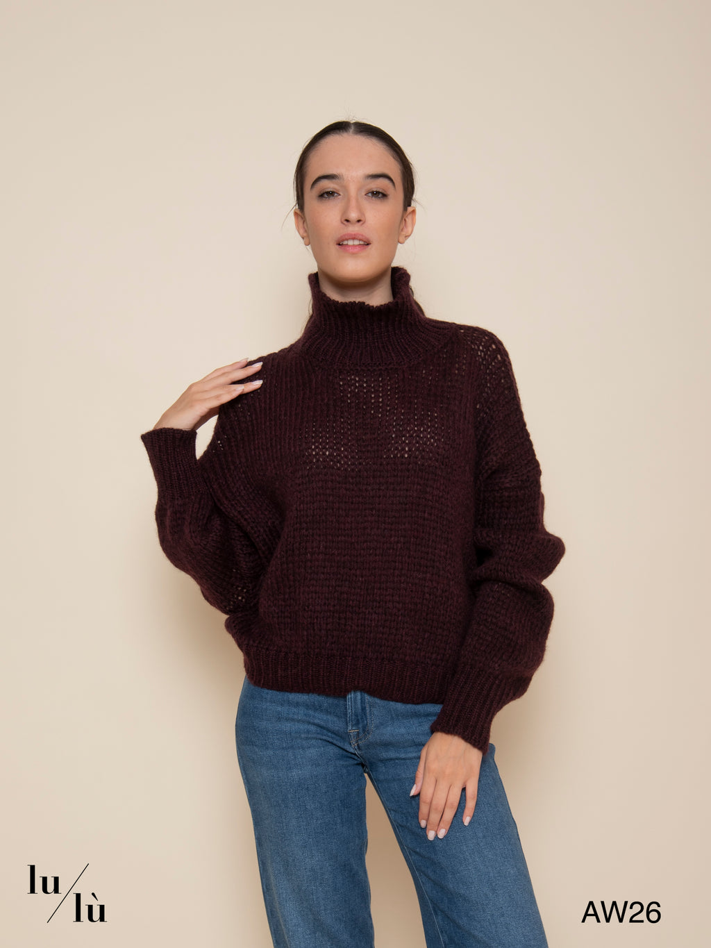 Nina Bordeaux - Maglia in baby alpaca con collo alto