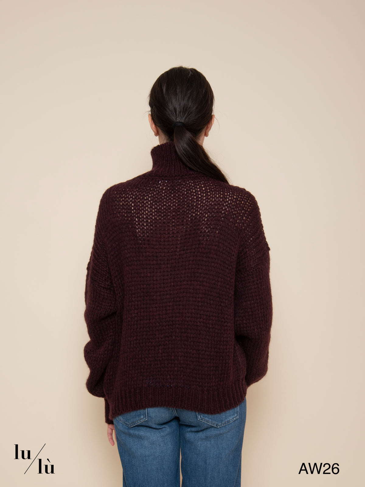 Nina Bordeaux - Maglia in baby alpaca con collo alto