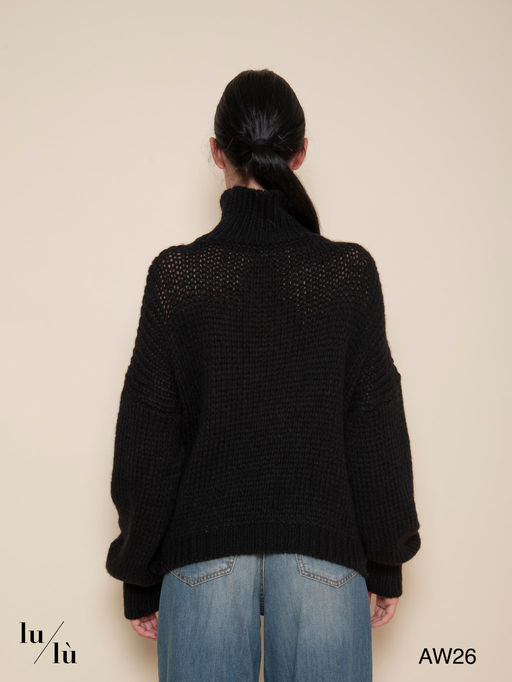 Nina Black - Maglia in baby alpaca con collo alto