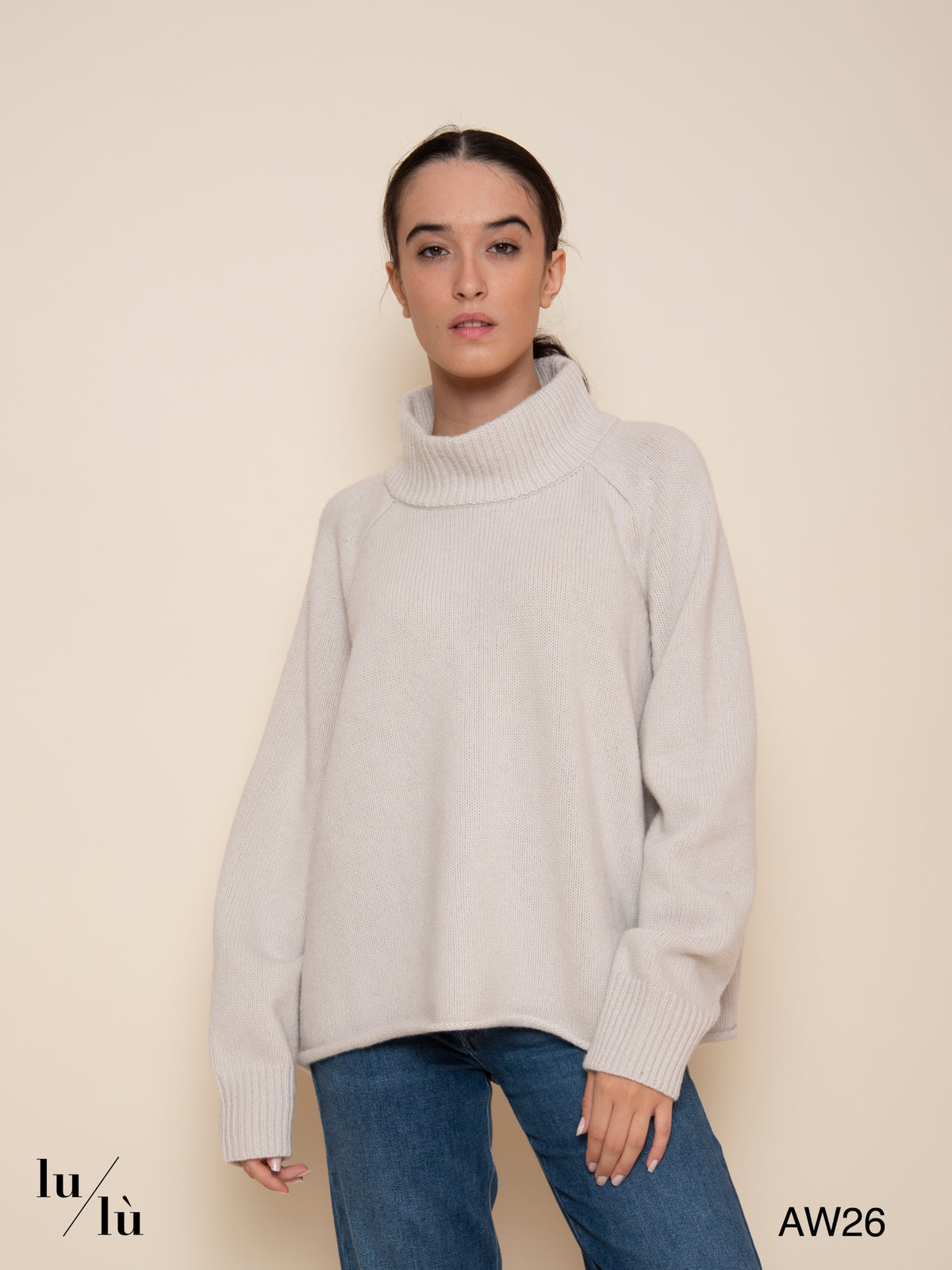 Lucy - Maglia collo alto in lana merino superfine