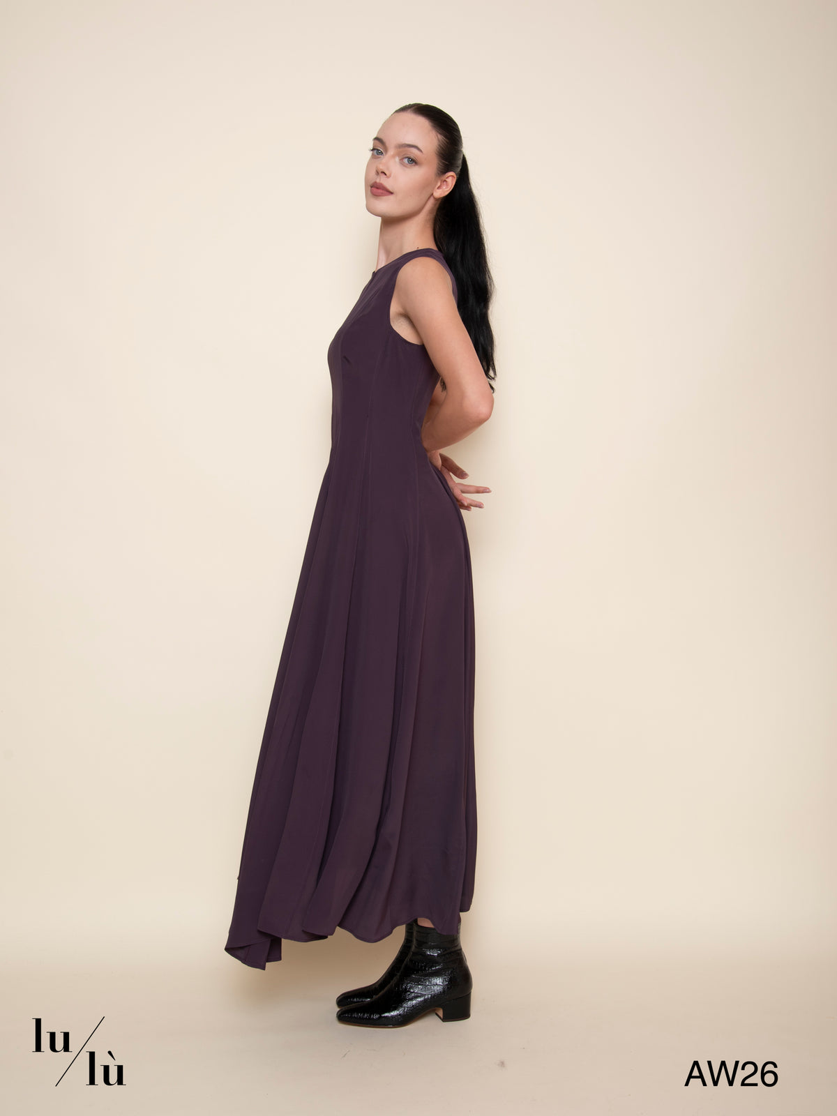 Eldra - Abito longuette smanicato in acetato e seta