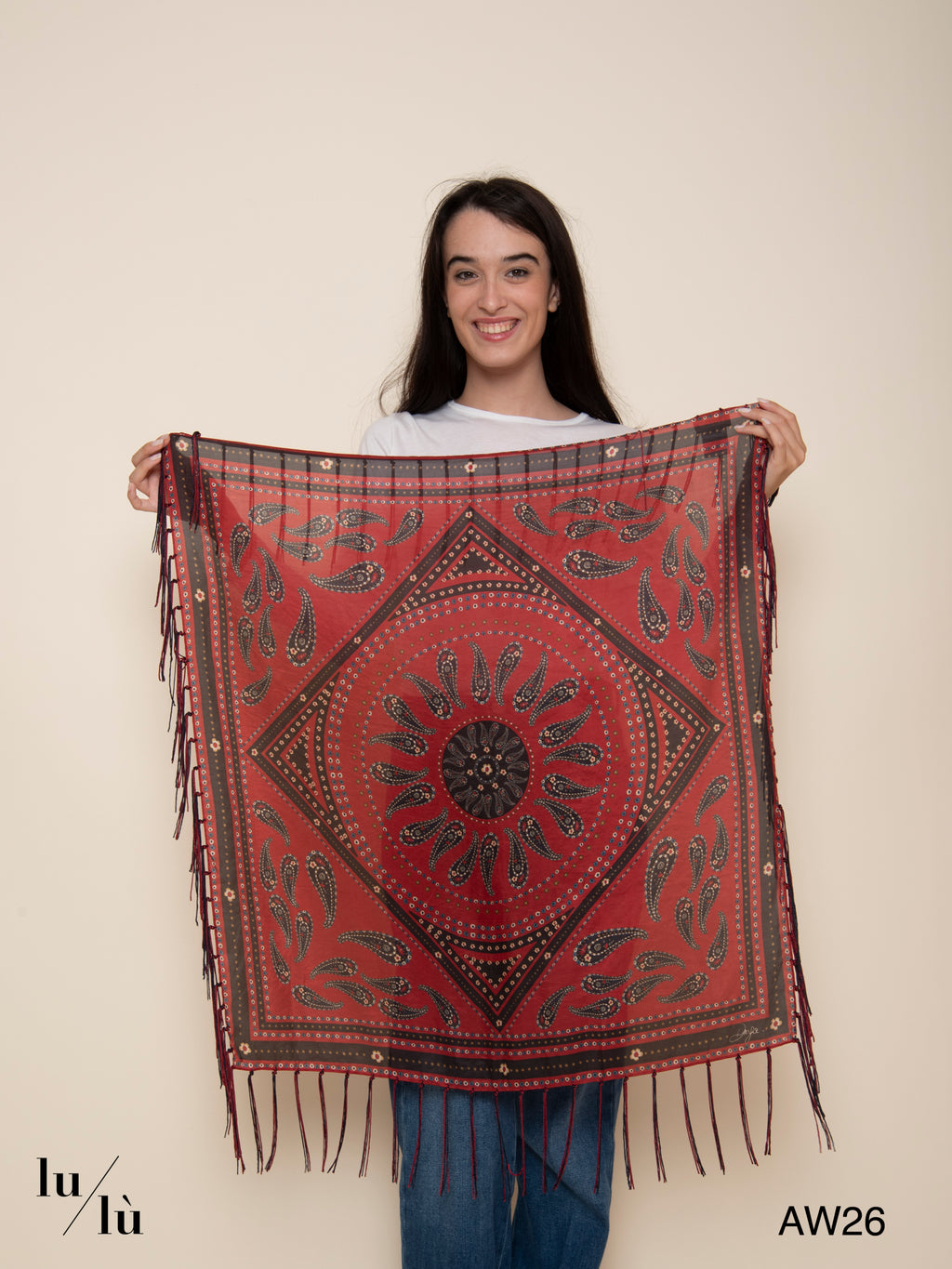 Fareo Red - Foulard in 100% seta con stampa paisley