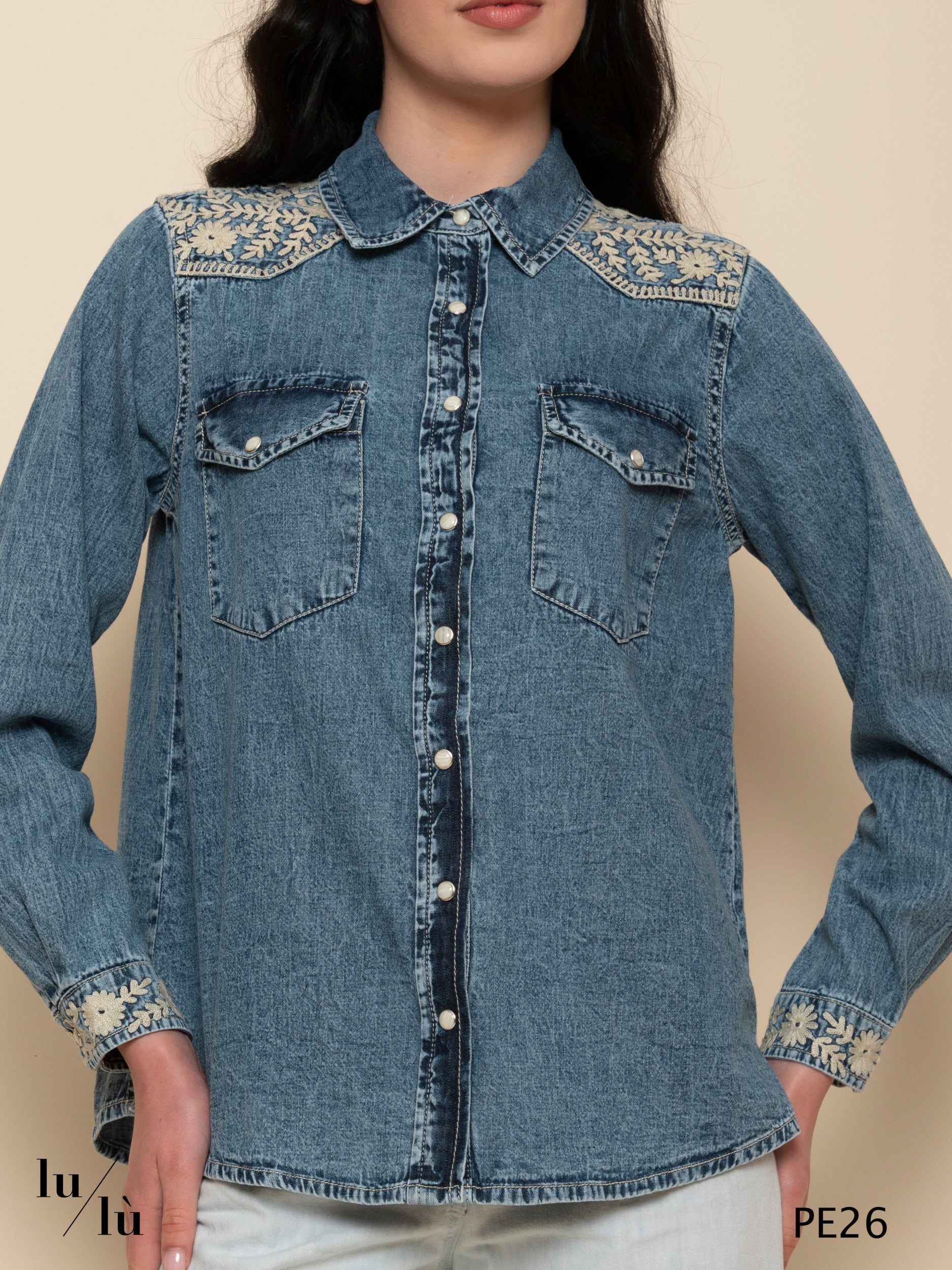 Telma - Camicia denim ricamata western boho
