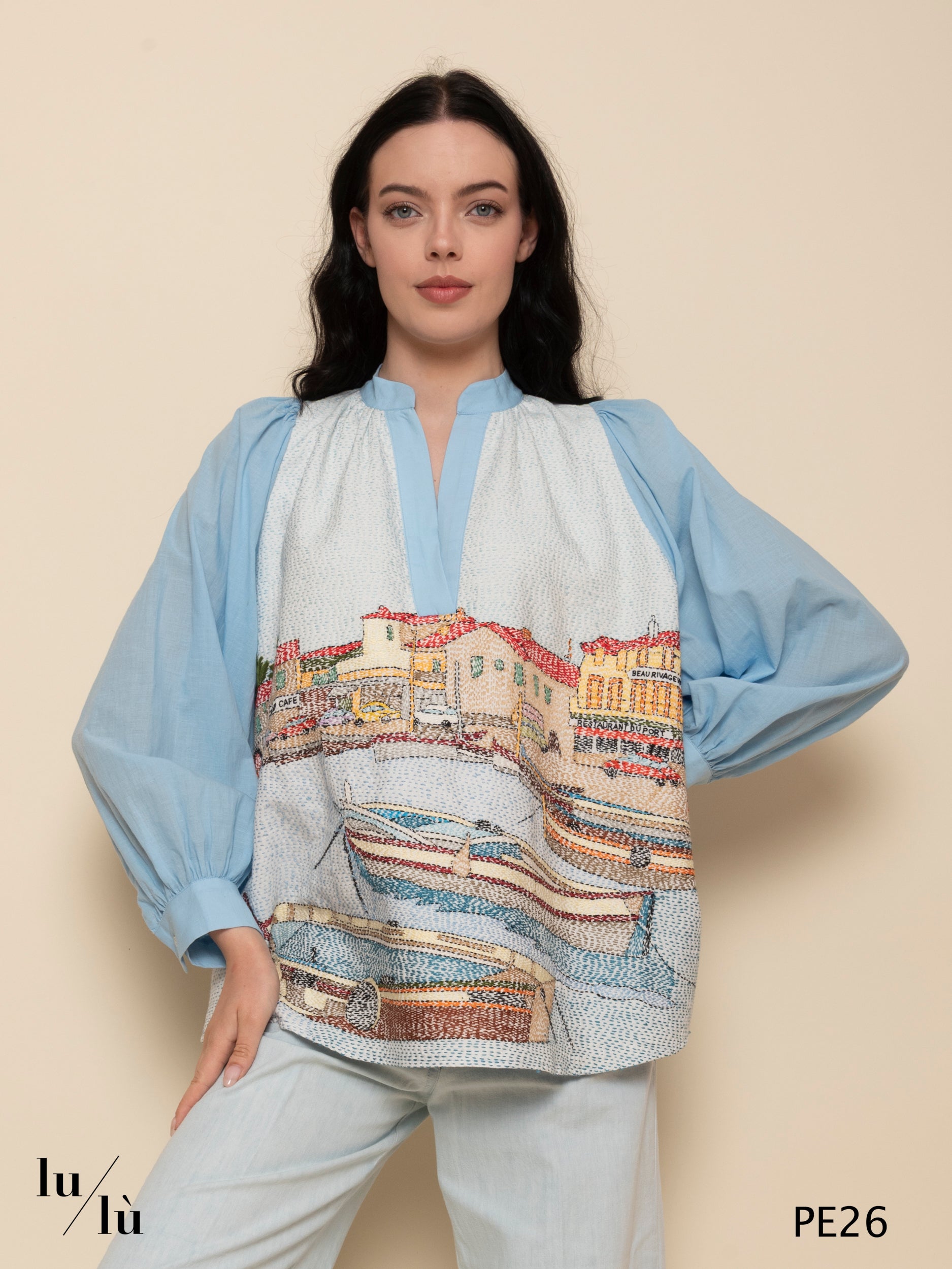 Claudie - Blusa ricamata in puro cotone con stampa porto