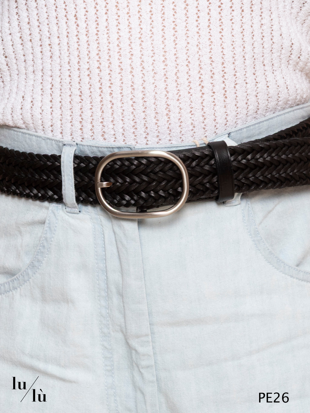 Agnes Black - Cintura intrecciata in pelle con fibbia ovale