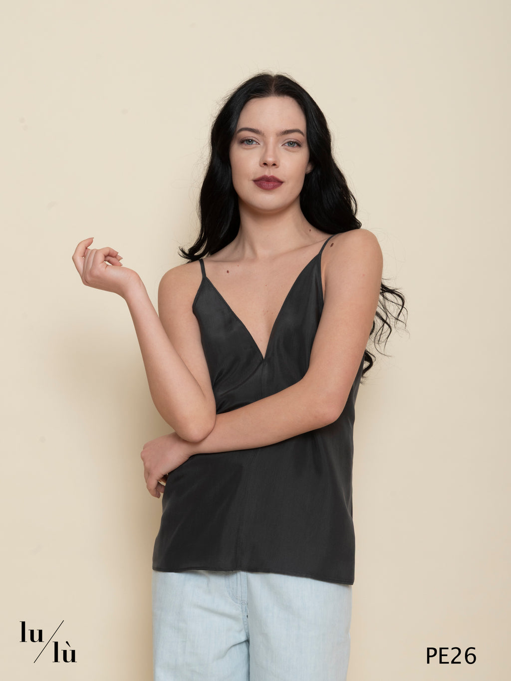 Erika - Top donna in seta 100% con scollo a V
