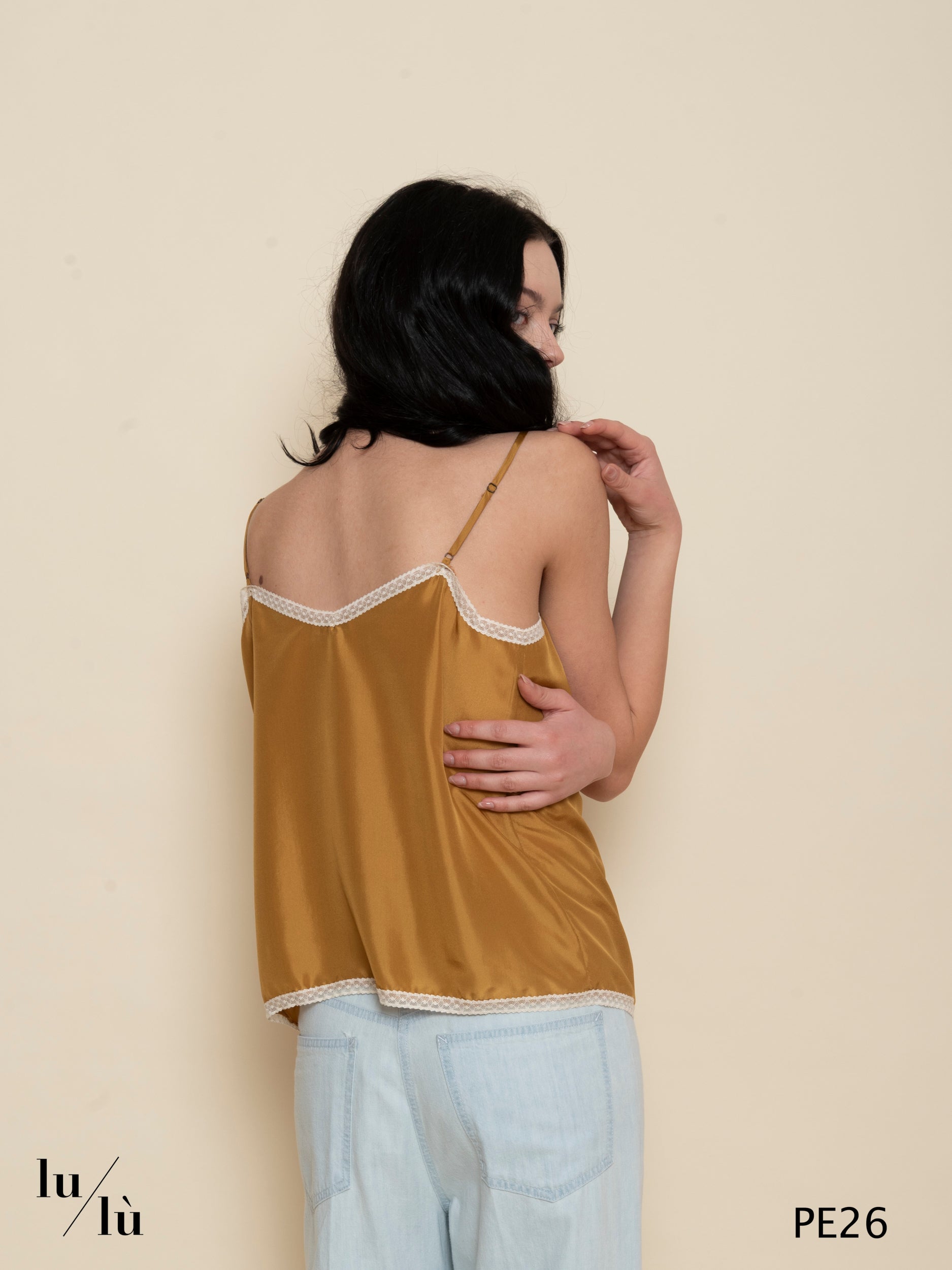 Calla - Top donna in seta con dettagli in pizzo