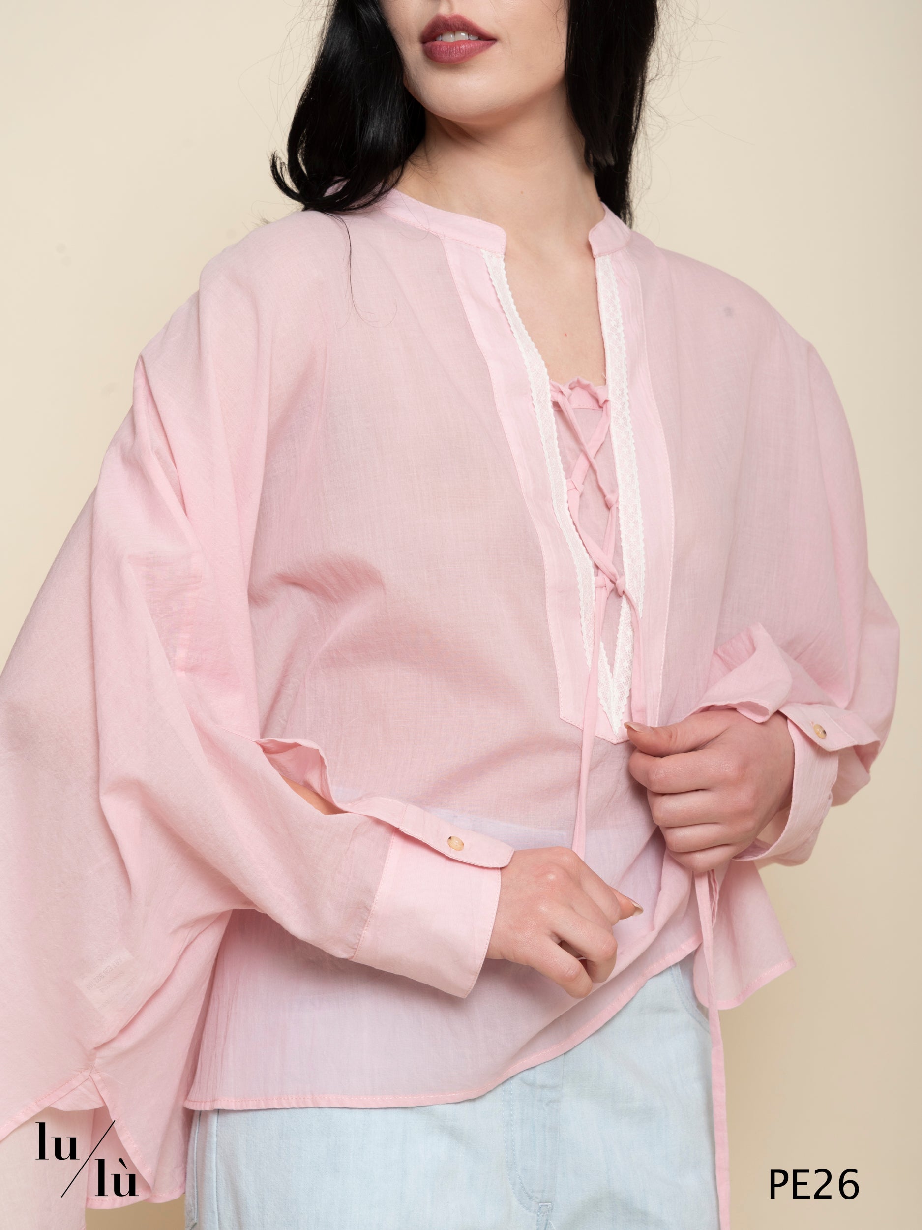 Mirta - Camicia donna in voile di cotone con dettagli in pizzo