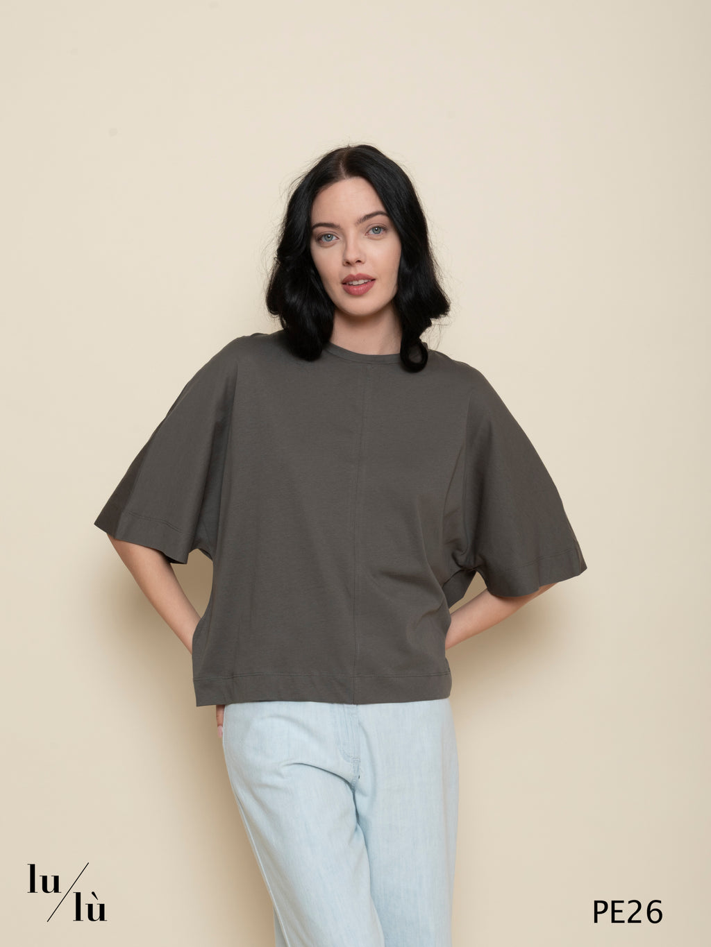 Helsinki - T-shirt donna in cotone con cucitura frontale
