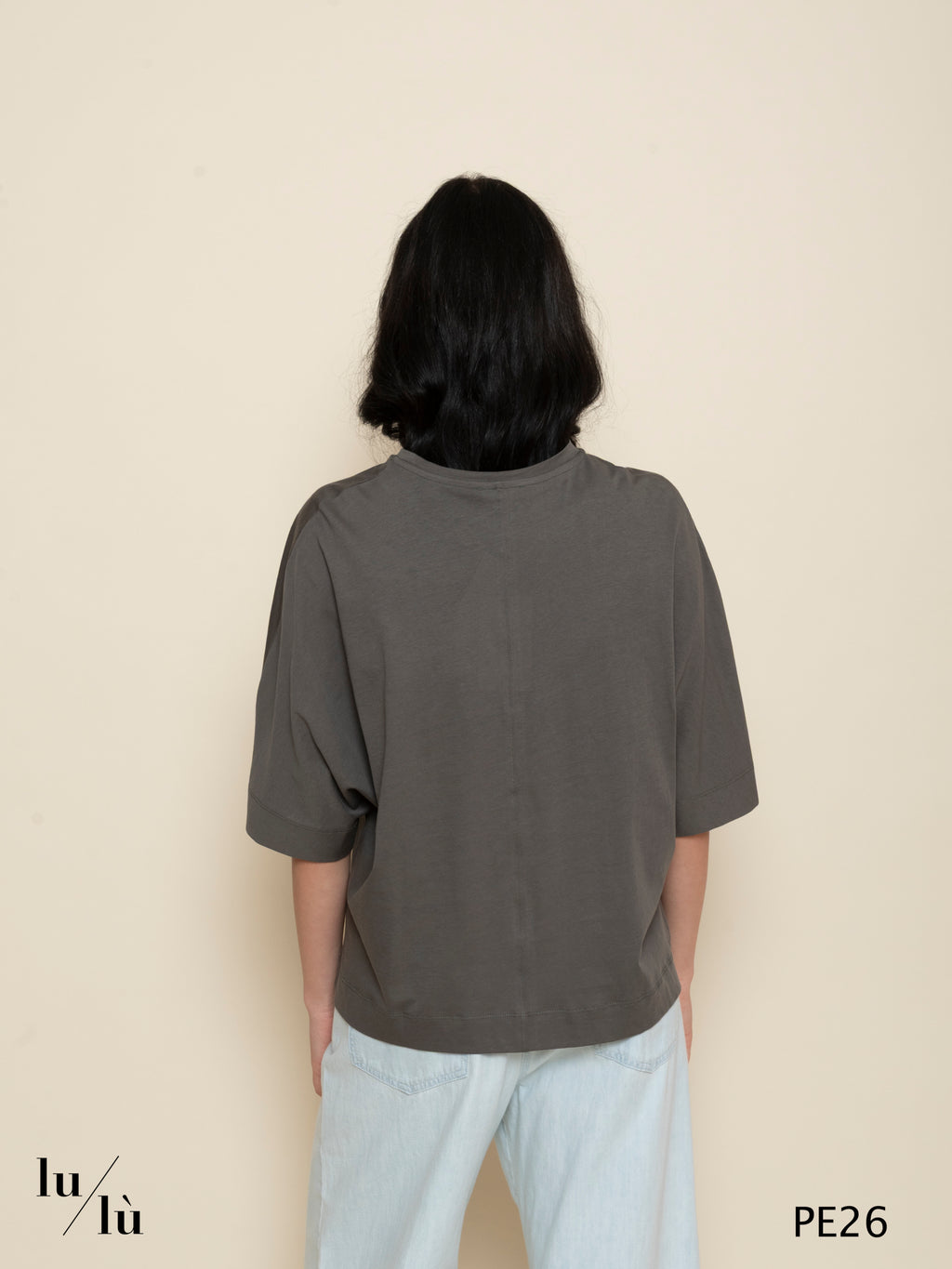 Helsinki - T-shirt donna in cotone con cucitura frontale