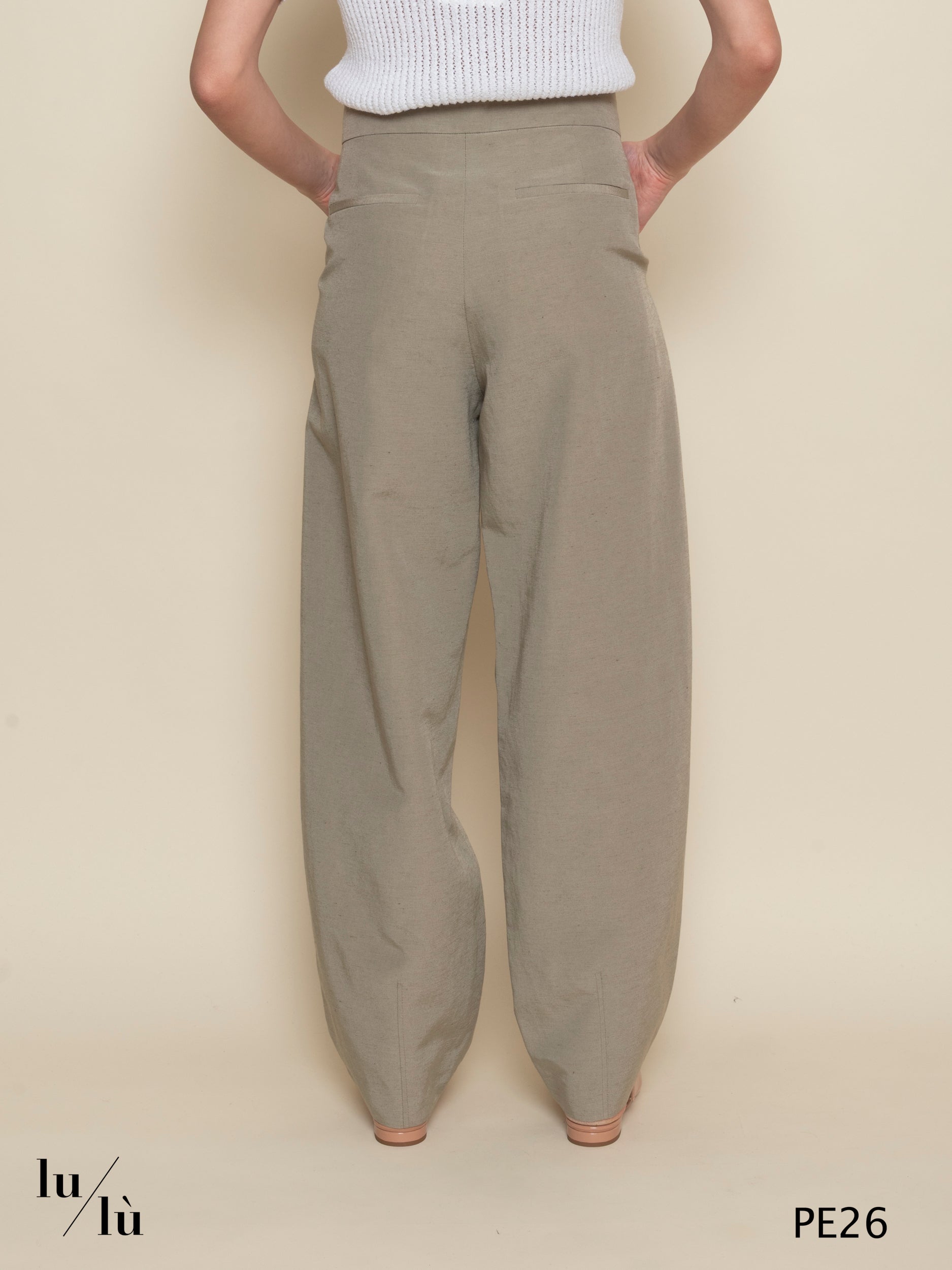 Kobe - Pantalone donna ampio con pinces