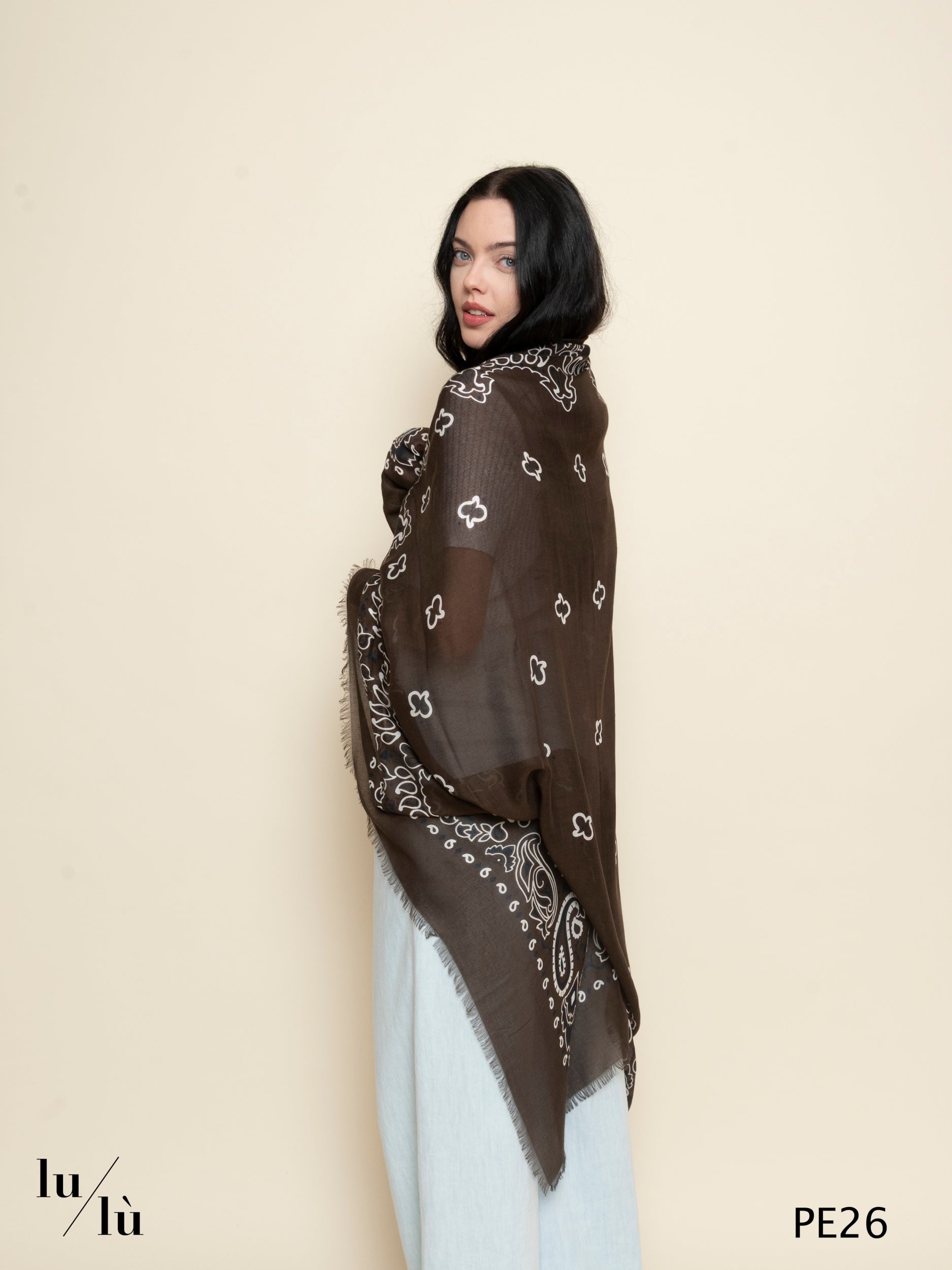 Timo Brown - Foulard in modal e cashmere quadrato stampa bandana