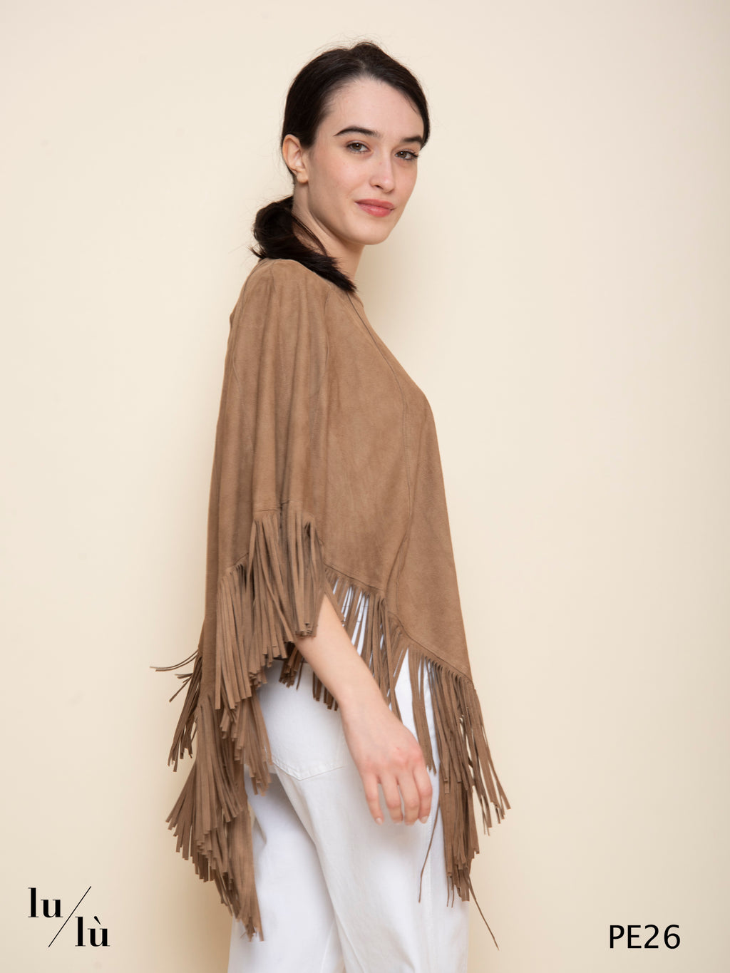 Irene Caramello - Cappa donna in pelle scamosciata con frange