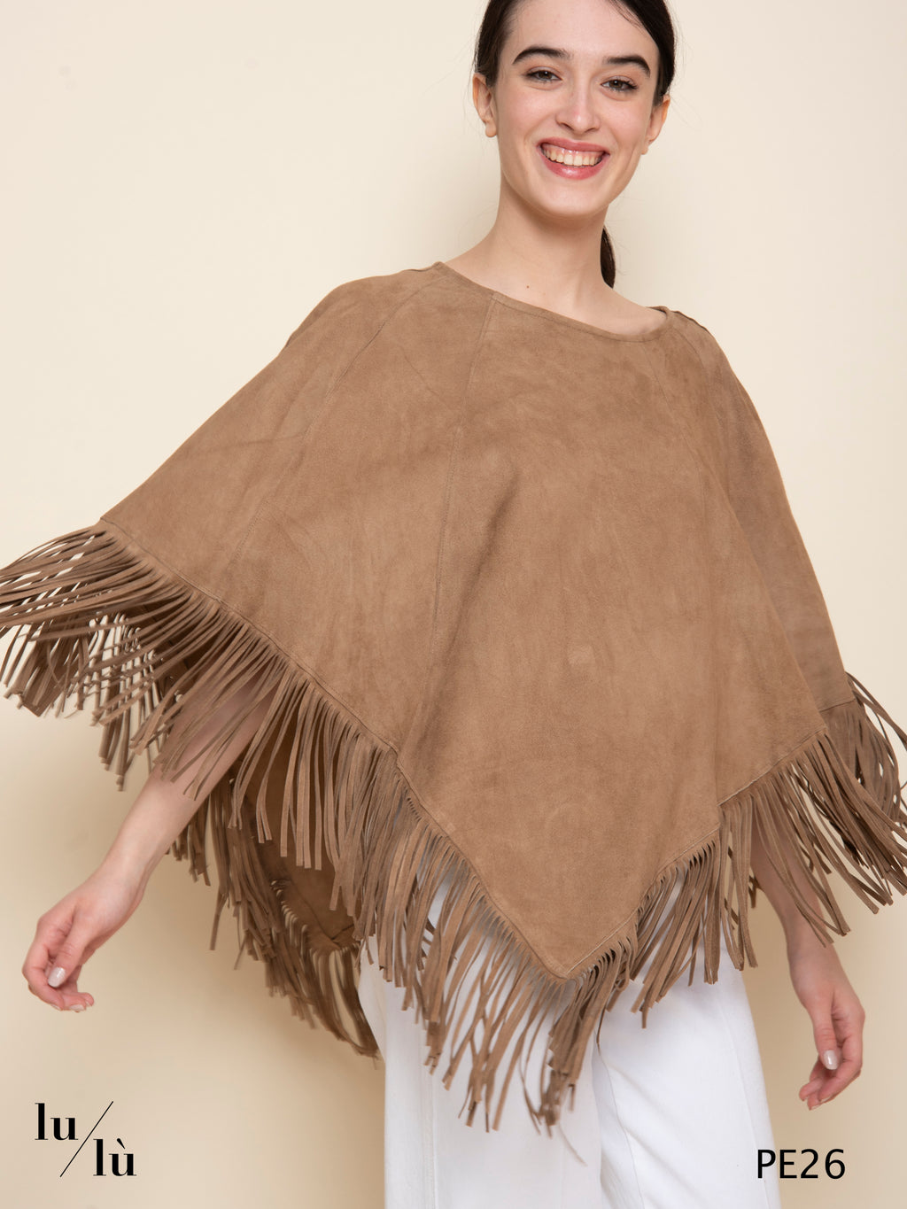 Irene Caramello - Cappa donna in pelle scamosciata con frange