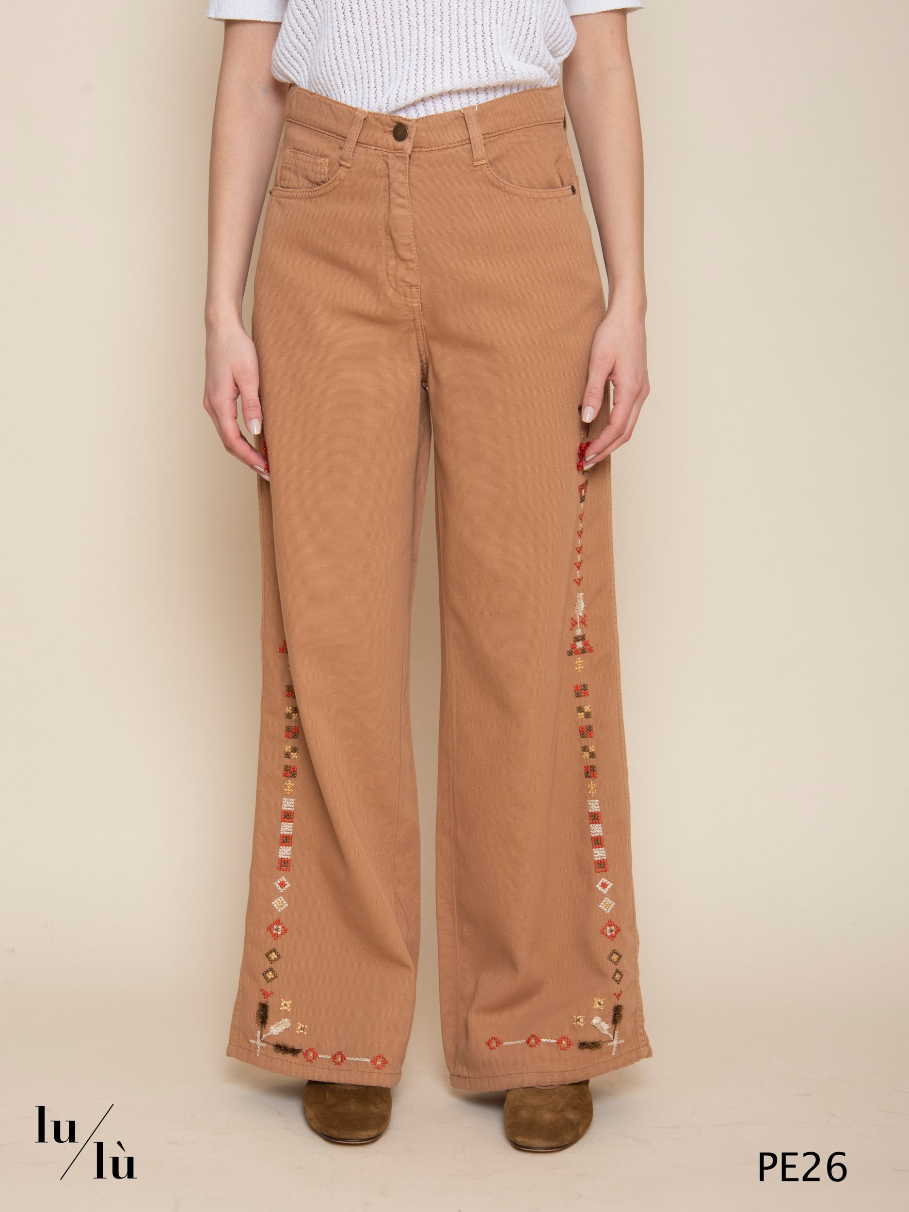 Aoki - Pantalone donna ricamato in canvas tinto capo