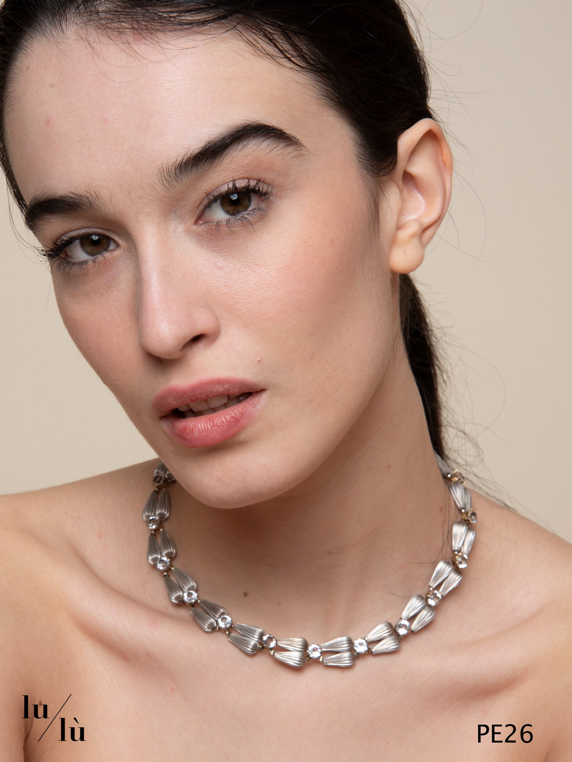 Ombra Argento - Girocollo con gocce metalliche, cristalli ed ematite