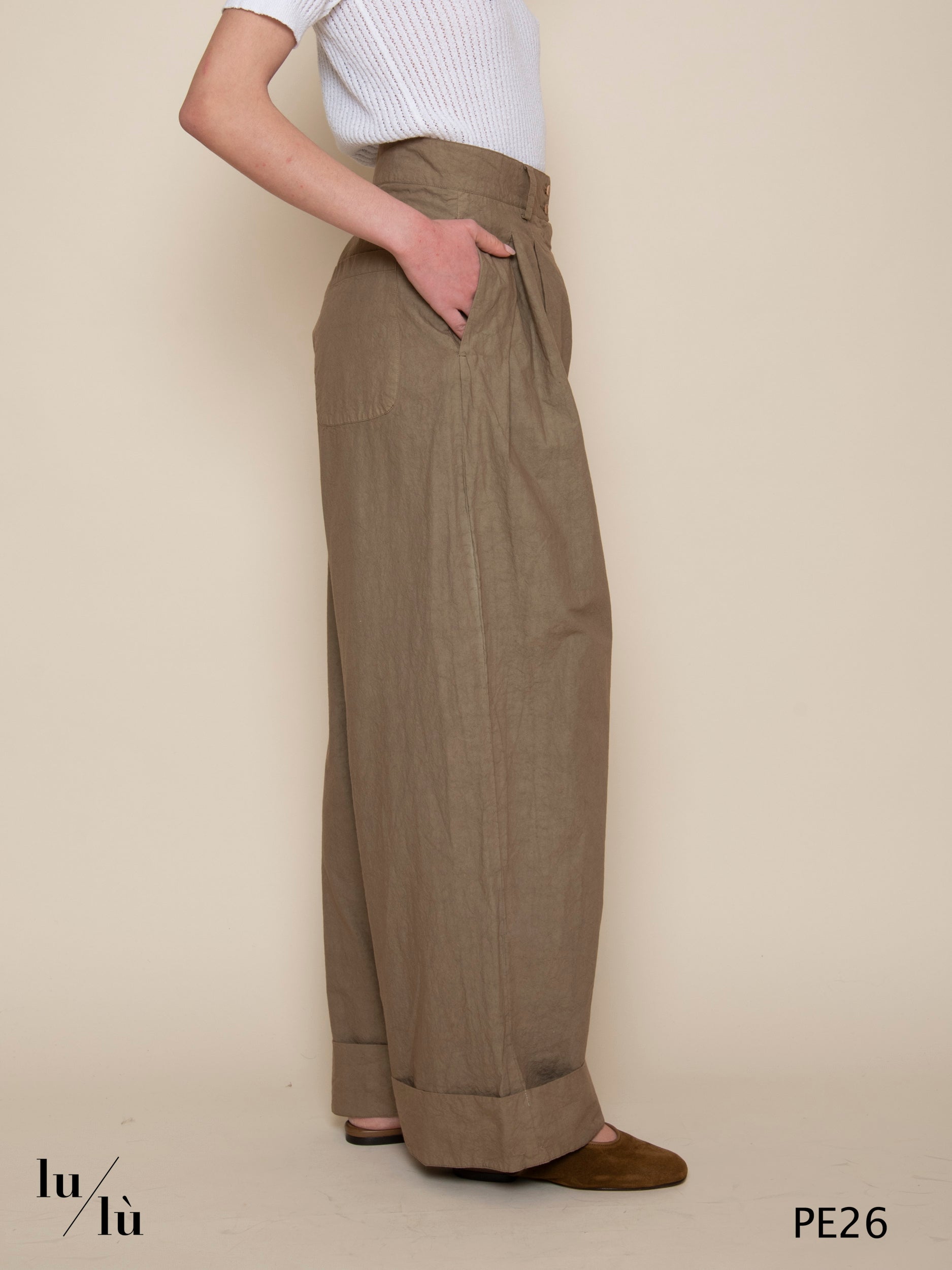Lars - Pantalone donna wide leg in cotone crinkle con pinces