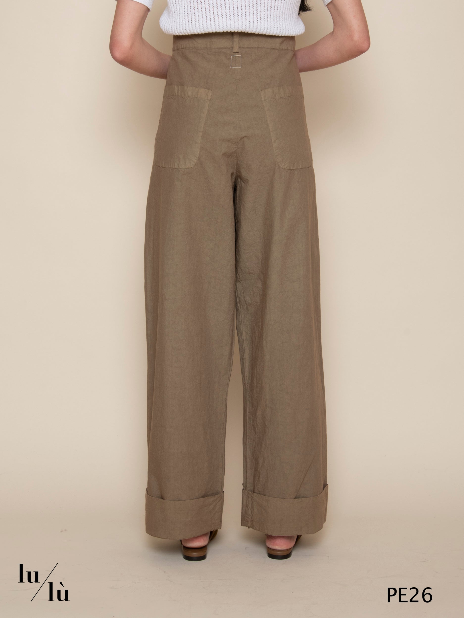 Lars - Pantalone donna wide leg in cotone crinkle con pinces