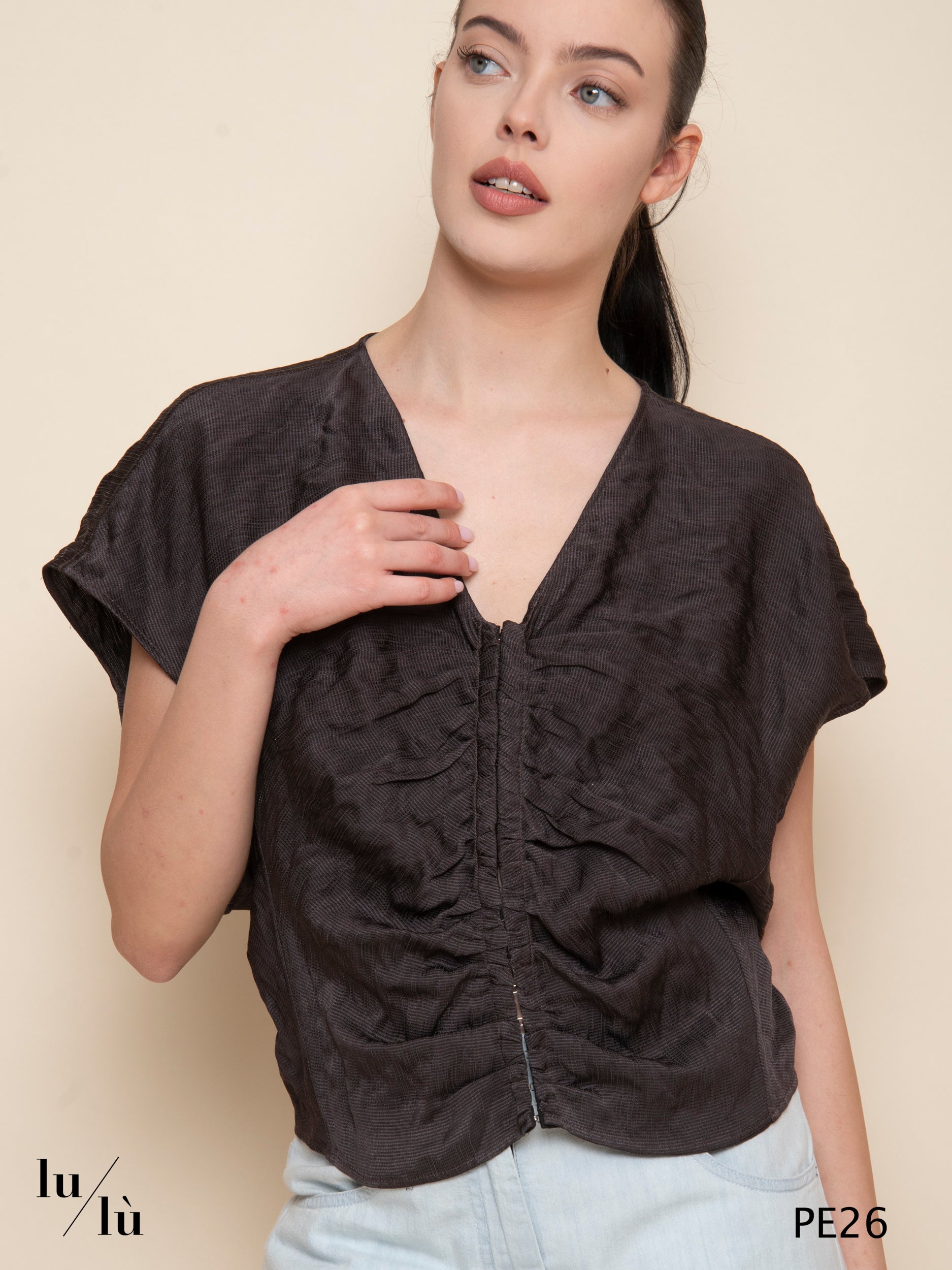 Perla - Top donna arricciato in viscosa con filo metallico