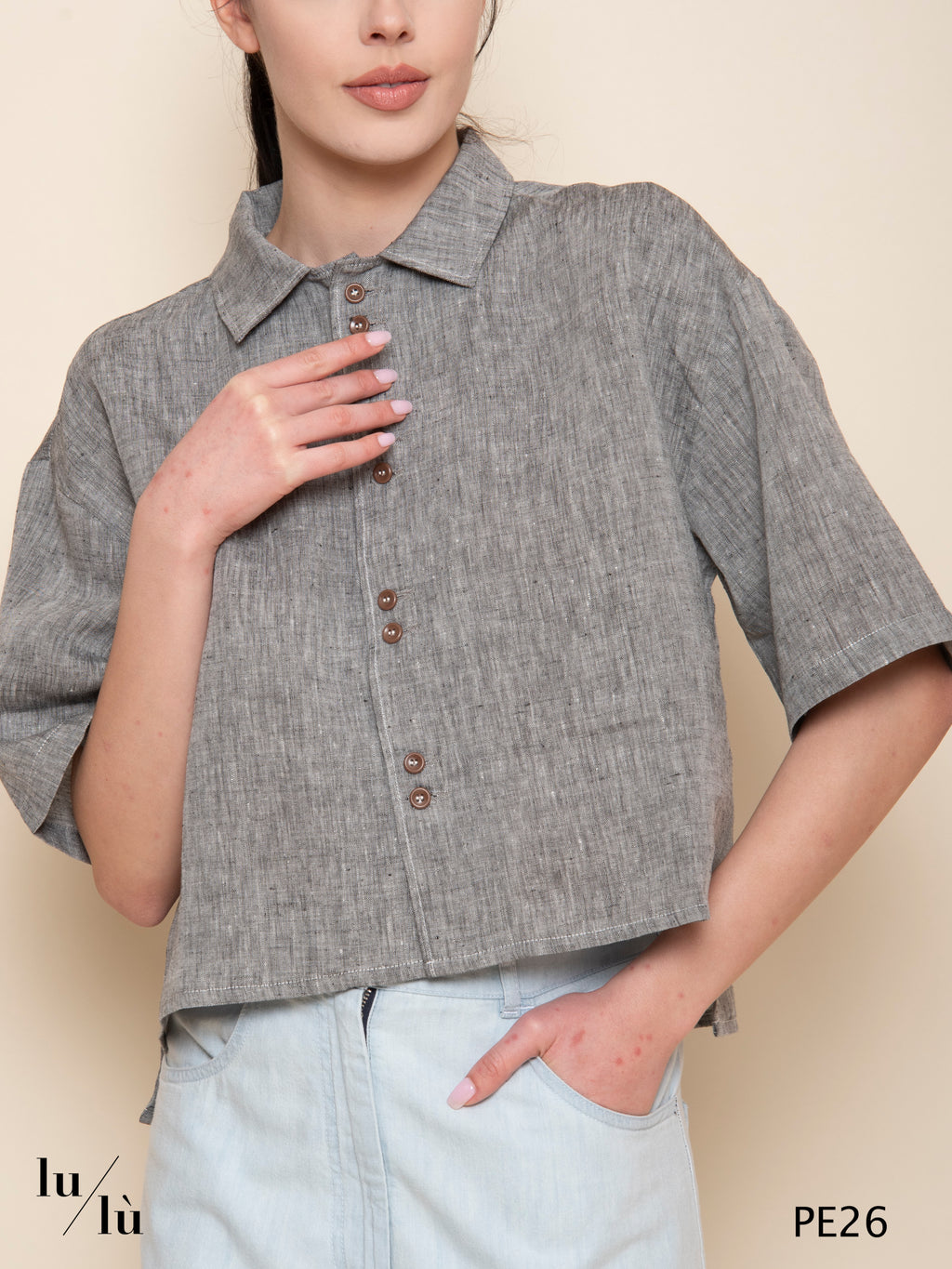 Opale - Blusa donna cropped in puro lino grigio