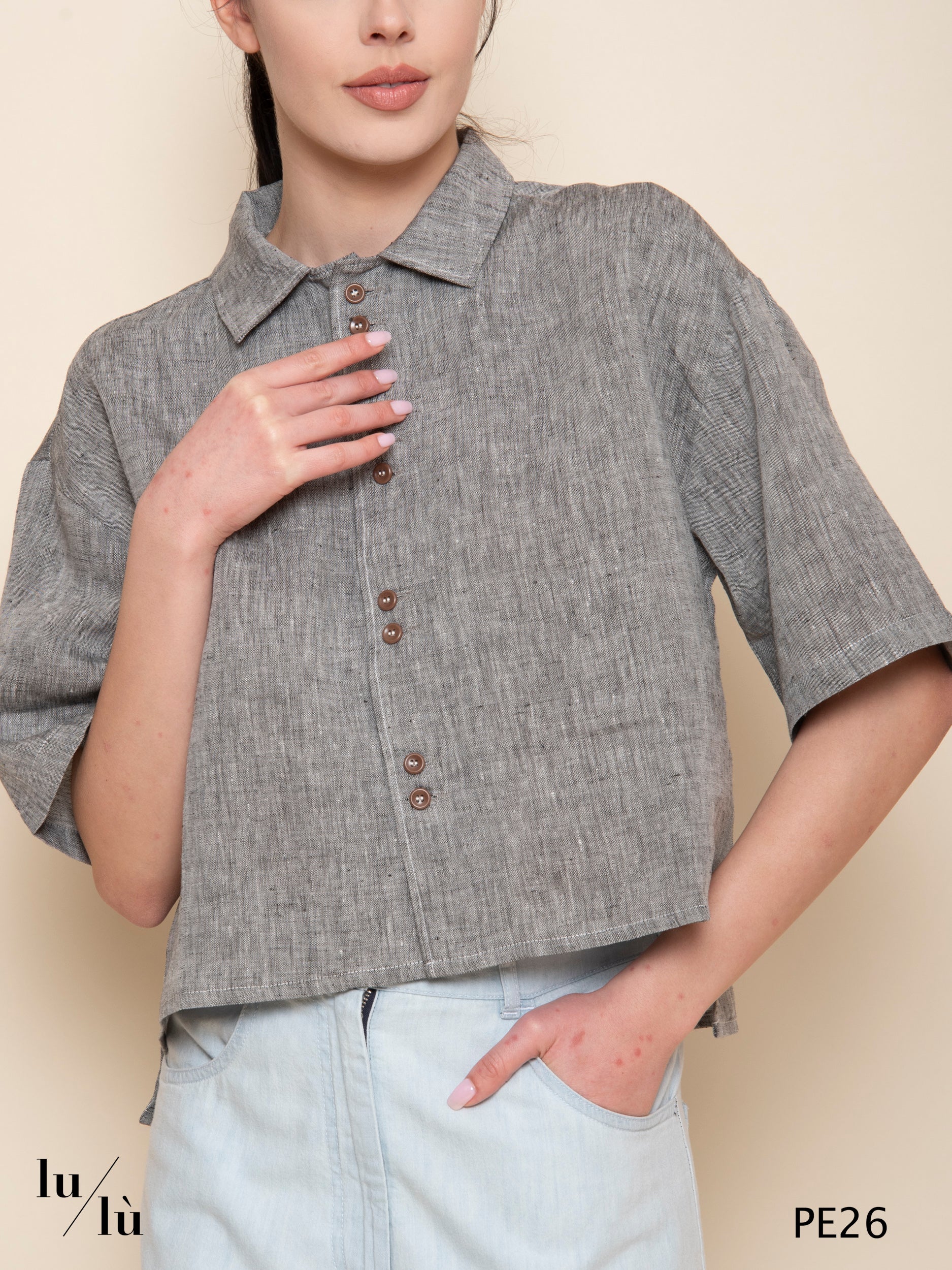 Opale - Blusa donna cropped in puro lino grigio