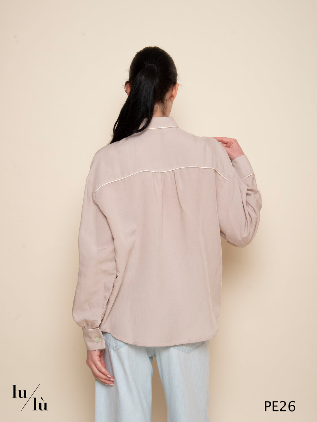 Onice - Blusa in viscosa tinta unita con piping a contrasto