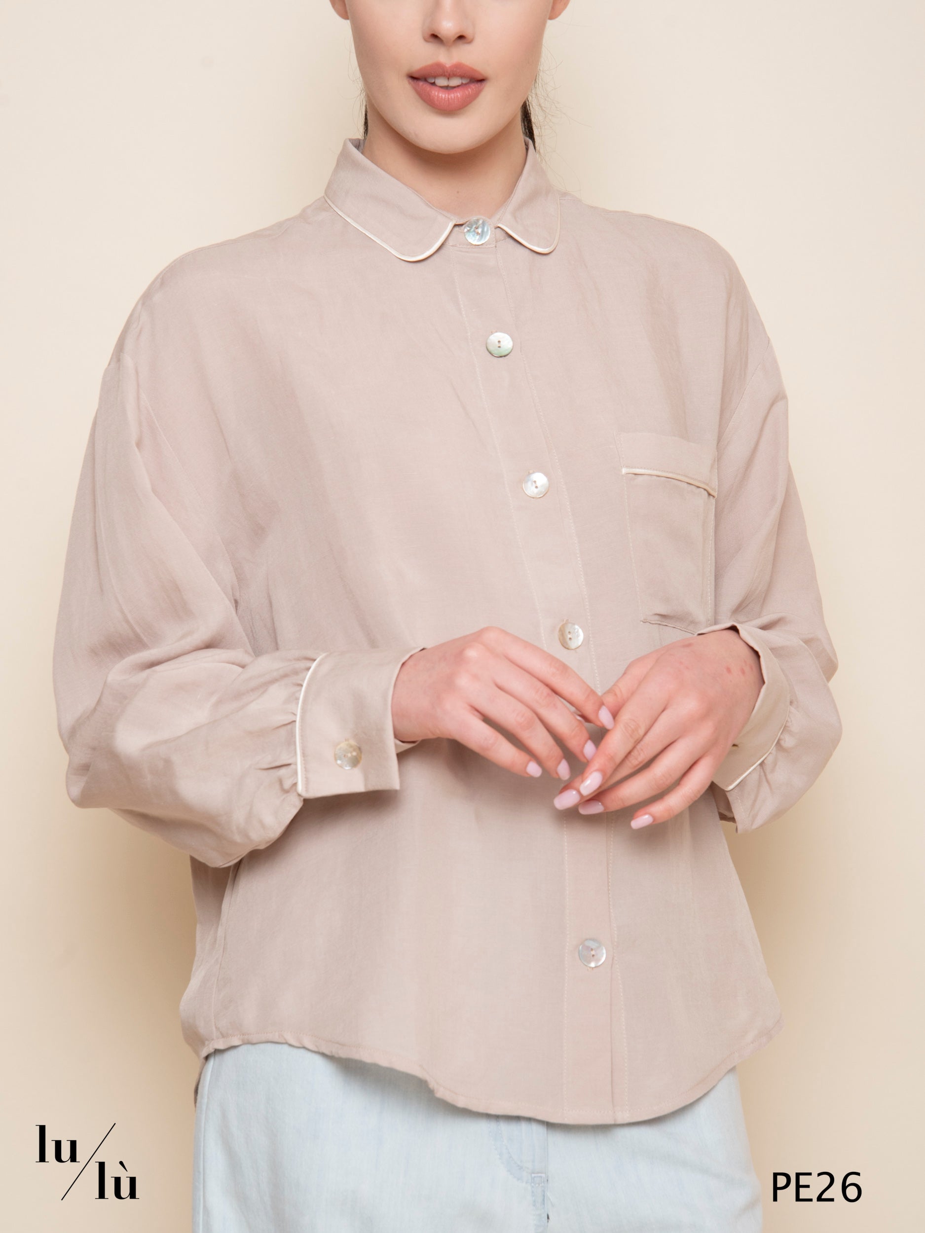 Onice - Blusa in viscosa tinta unita con piping a contrasto