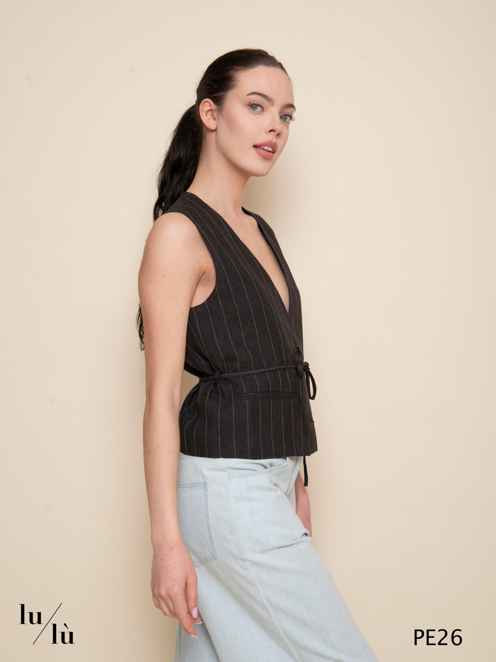 Gapio - Gilet donna sartoriale gessato con cintura in vita