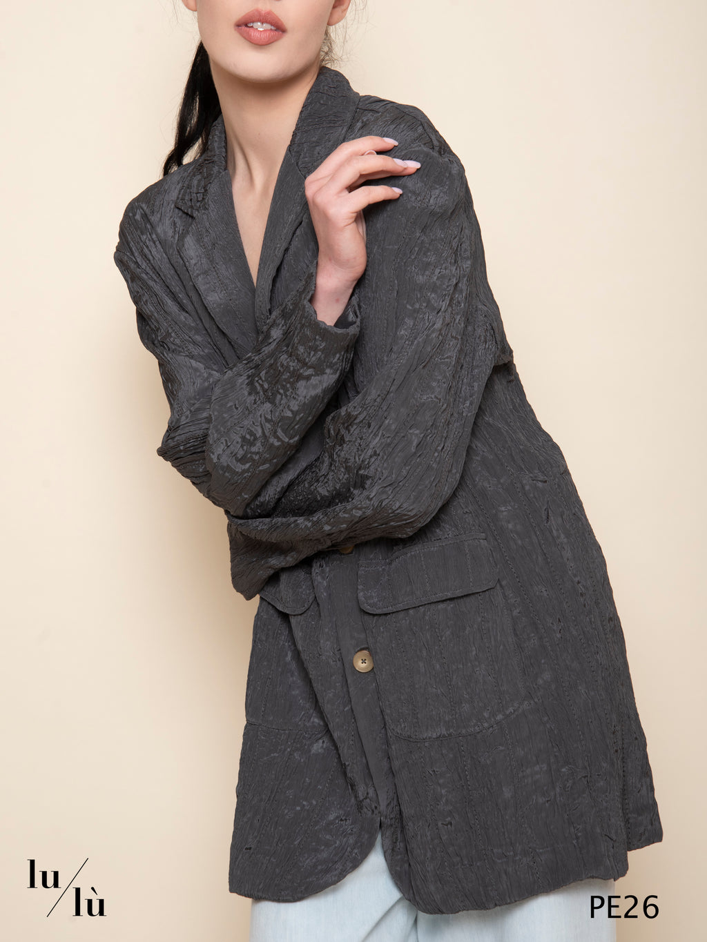 Olivina - Blazer oversize in viscosa effetto stropicciato