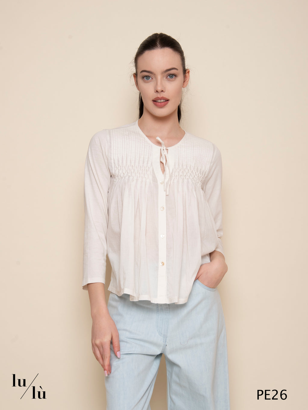 Corniola - Camicia bimateriale in cotone sostenibile con plastron lavorato