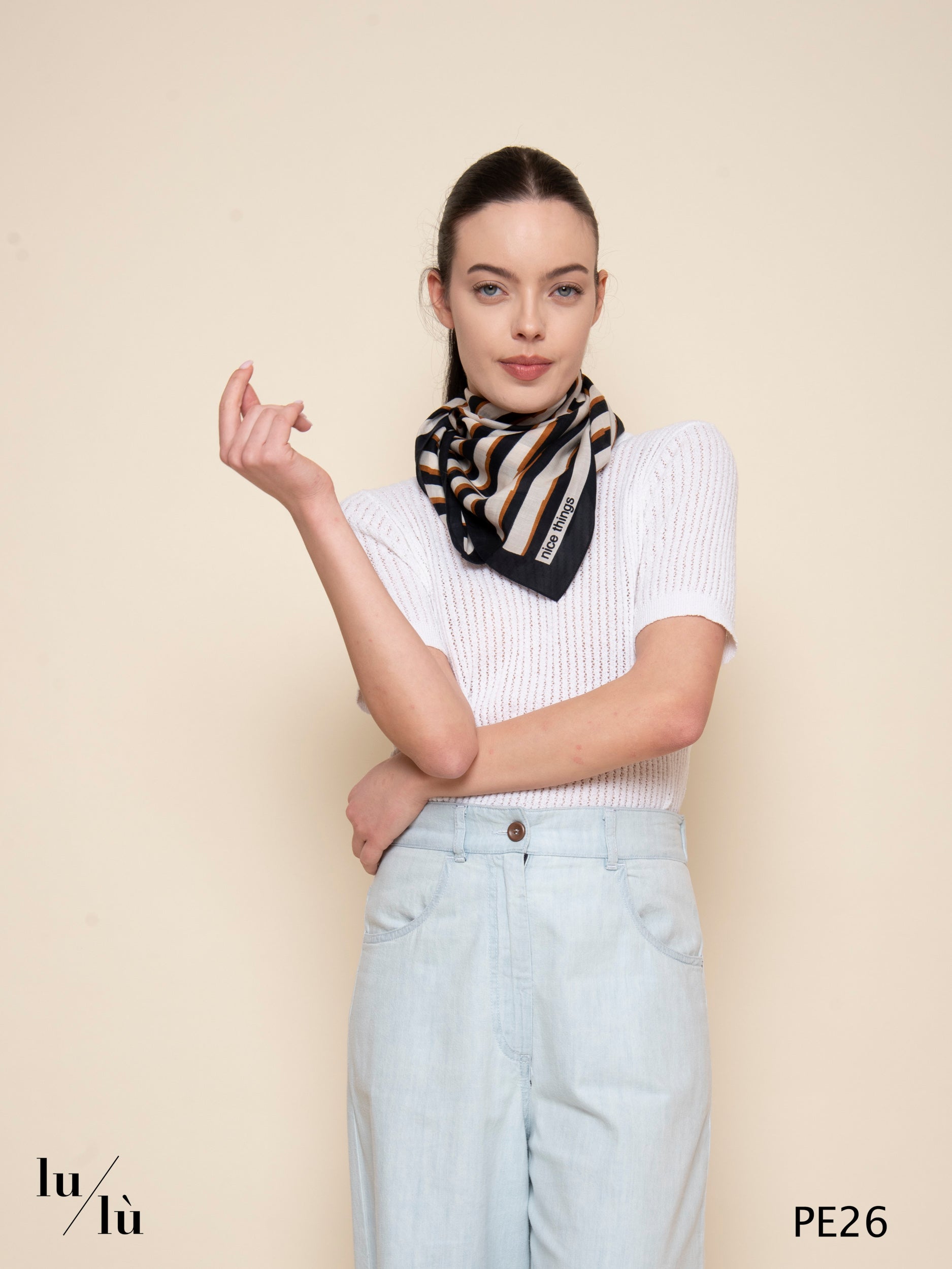 Menta Nera - Foulard quadrato in viscosa e lyocell