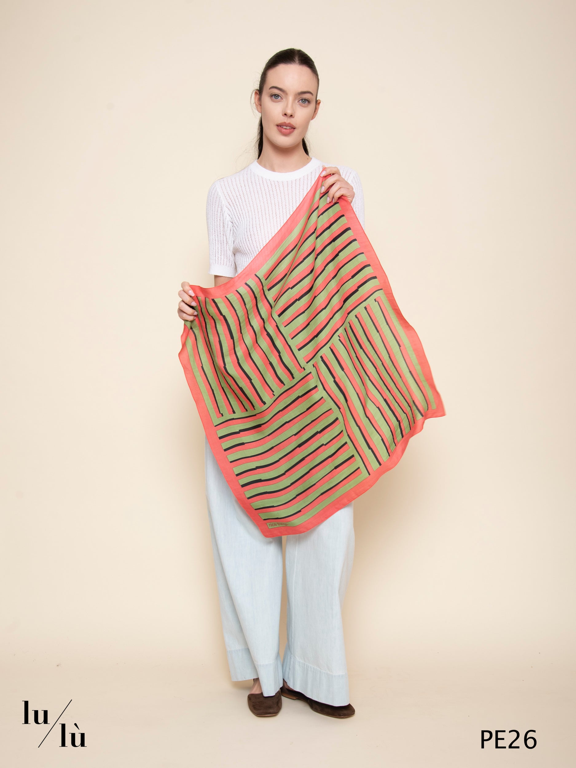 Menta Pink - Foulard quadrato in viscosa e lyocell