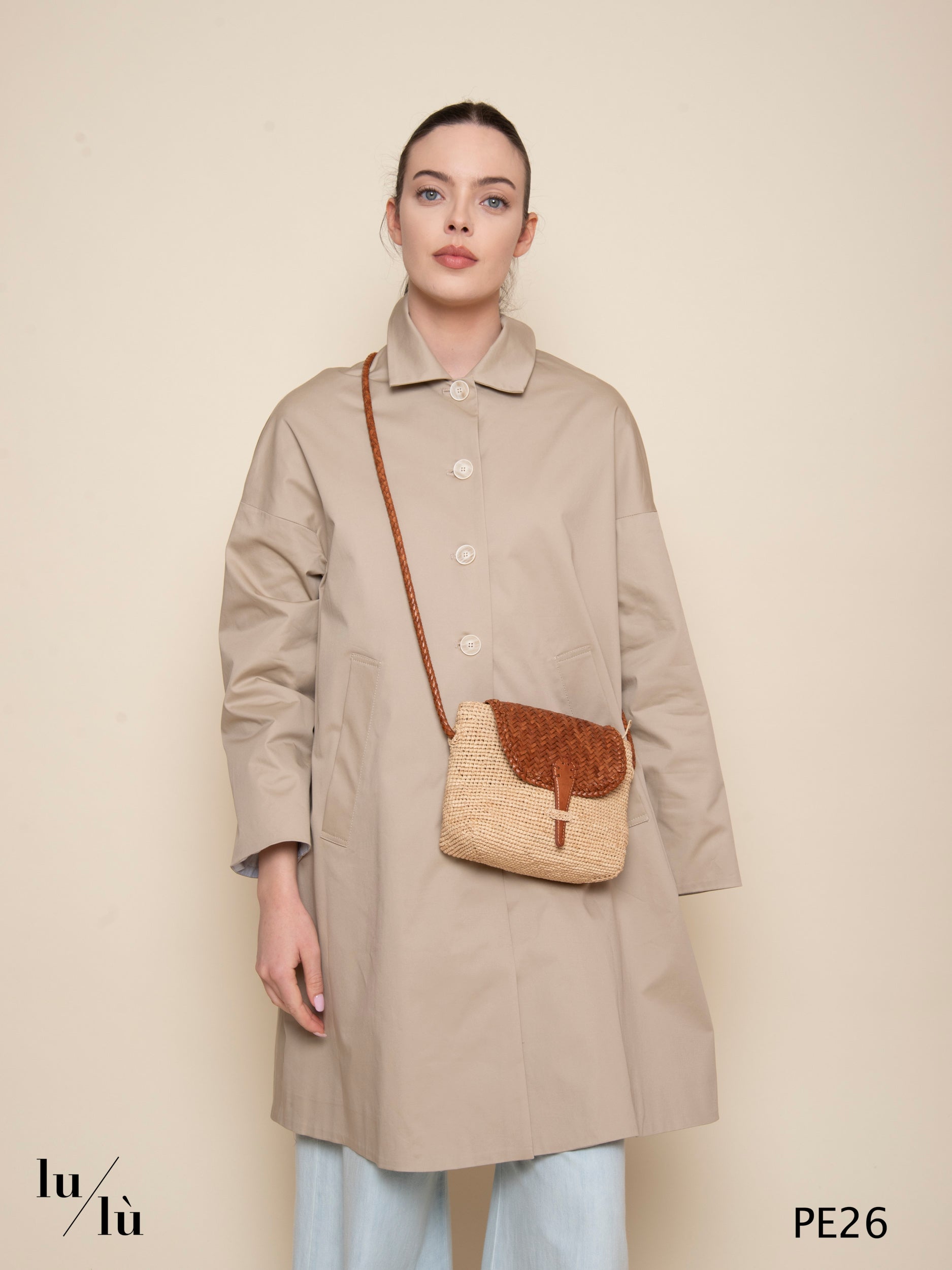 Fuego Cognac - Borsa a tracolla in rafia naturale con pelle intrecciata