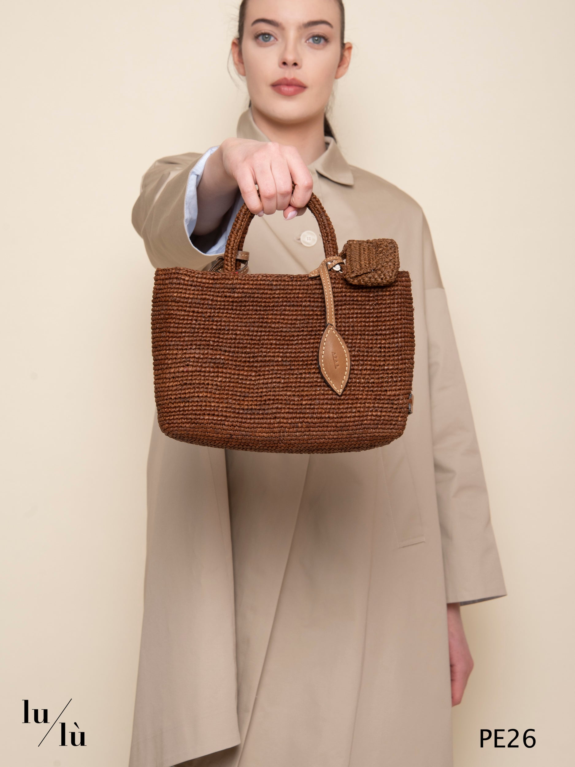 Alma Esse - Borsa a mano in rafia naturale artigianale