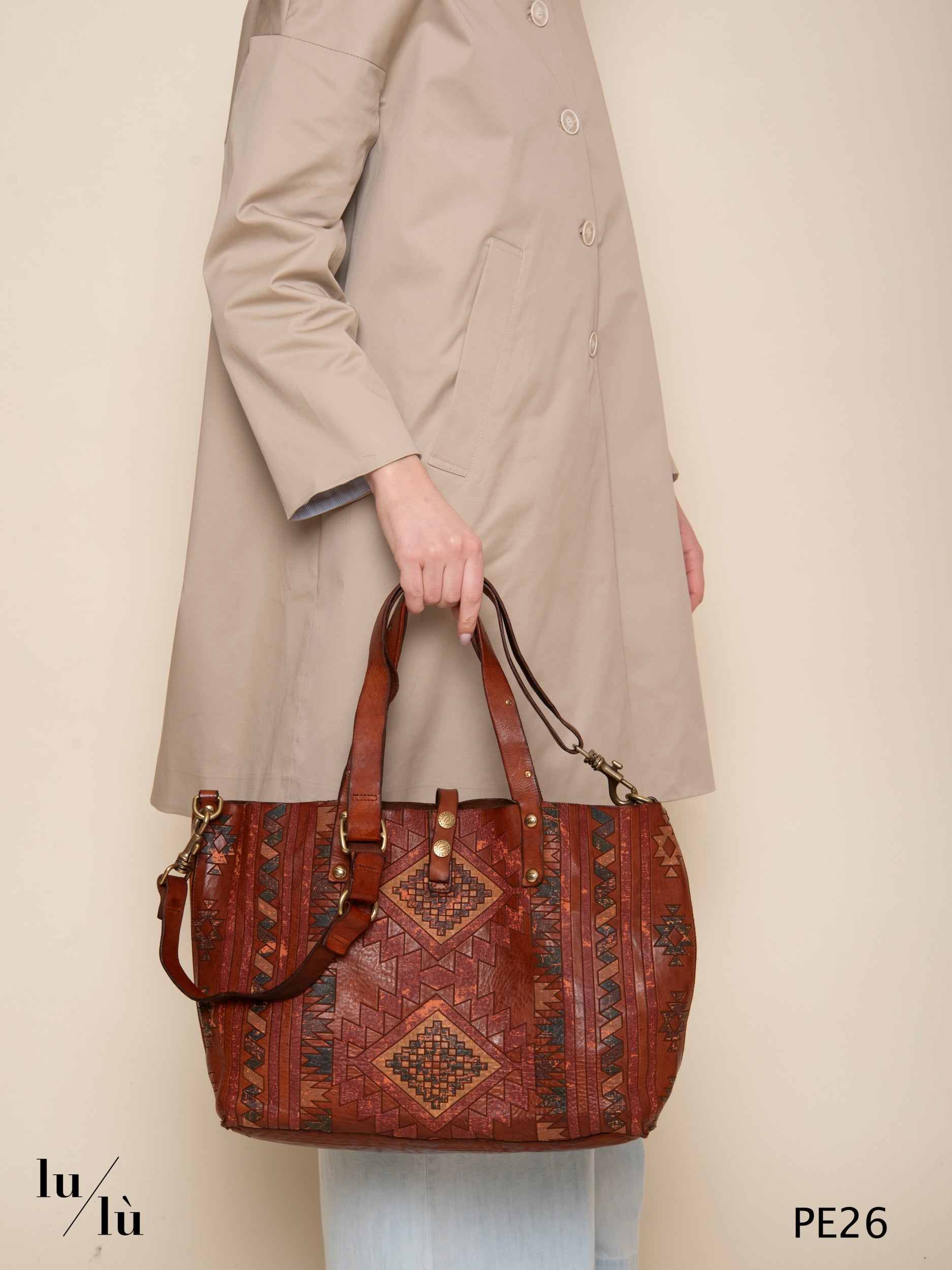 Bella Cognac - Borsa in pelle cognac stampa azteca