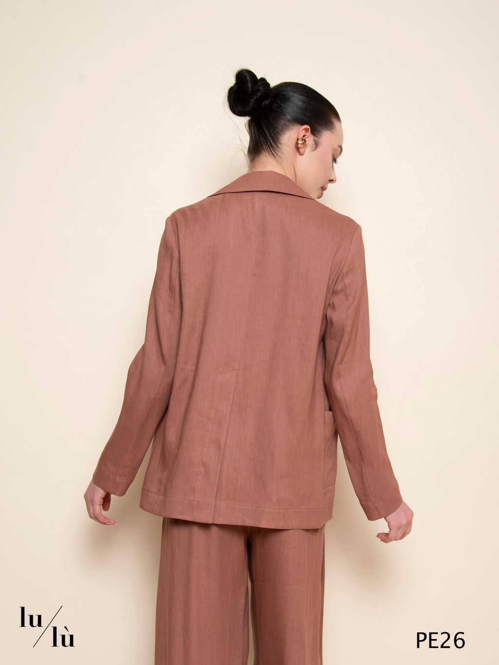 Amaia - Giacca doppiopetto in lino e viscosa color terracotta