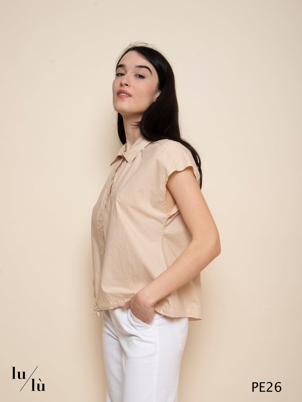 Adira - Blusa in cotone dalle maniche ad aletta