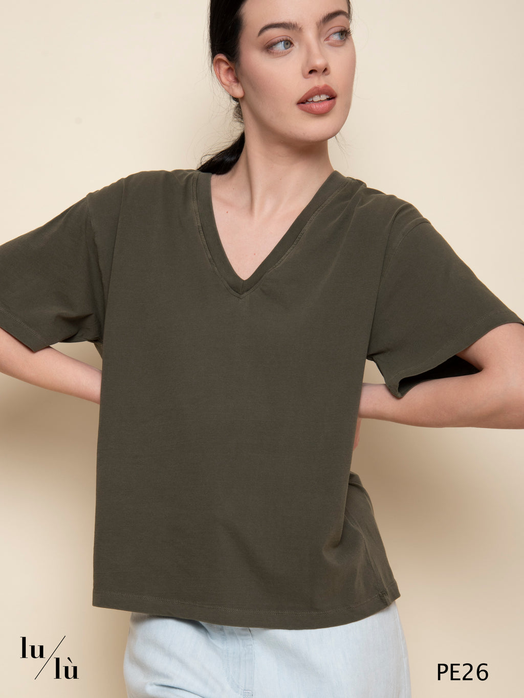 Amaria Kaki - T-shirt in puro cotone con scollo a V e manica al gomito